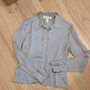 Jones New York Vintage Light Gray Button-Up Shirt